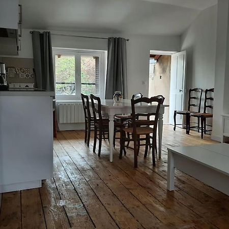 Gite Le Haut Des Maraichers Albigny-sur-Saone Eksteriør billede